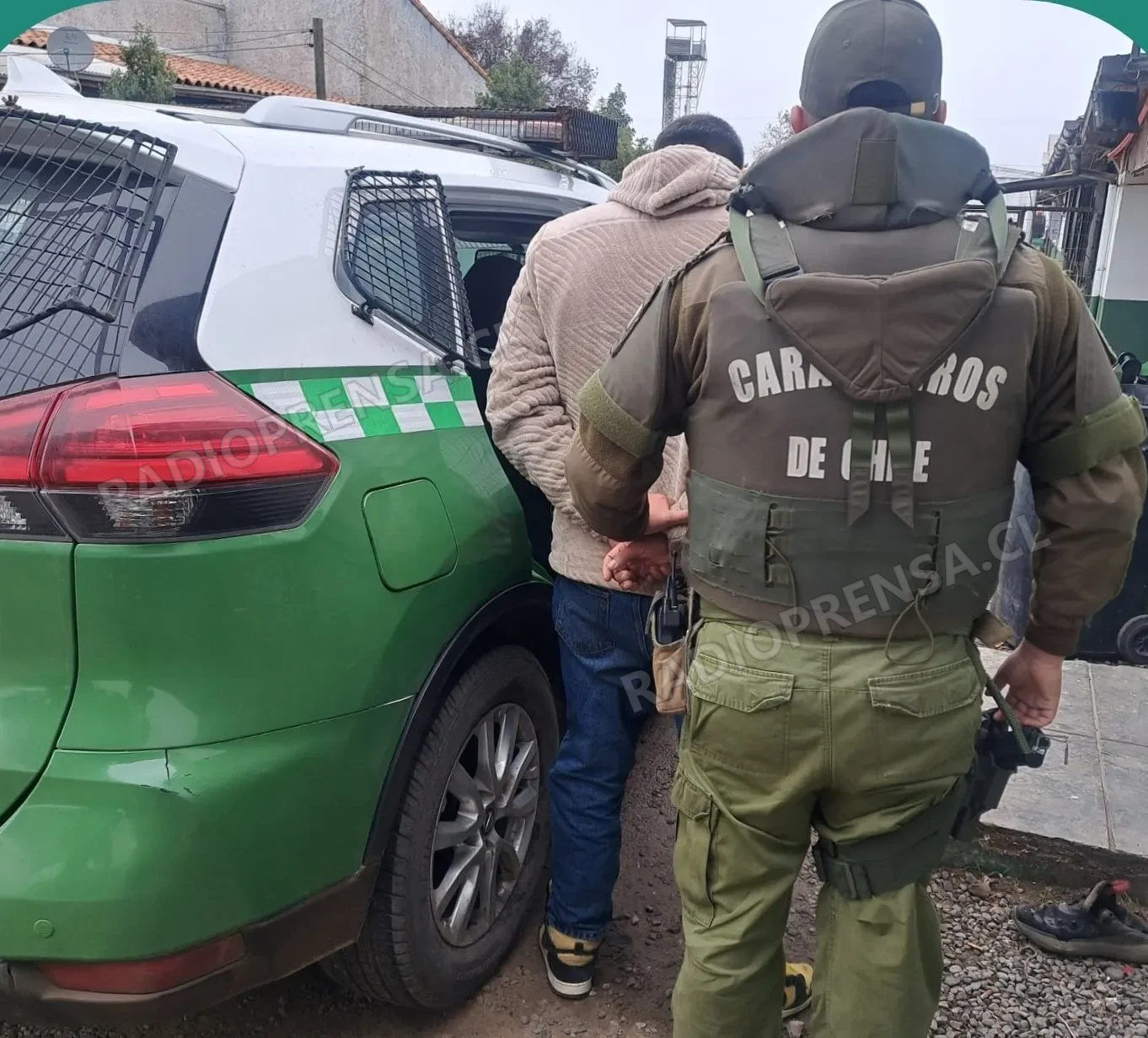 Carabineros de El Monte detiene a un sujeto por falsificación y uso malicioso de documento público