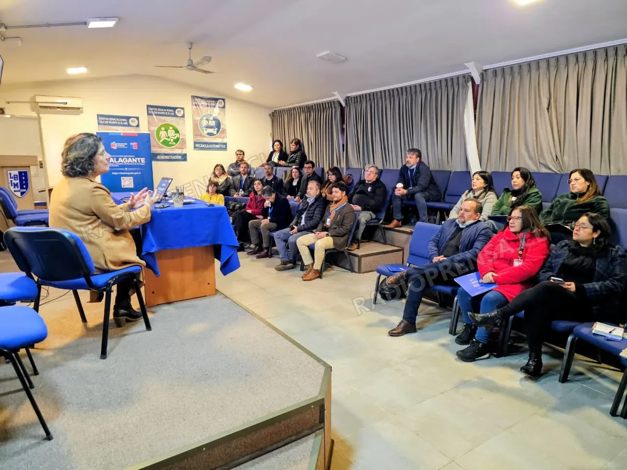 SLEP Talagante realizó jornada de trabajo con comunidades educativas de Isla de Maipo