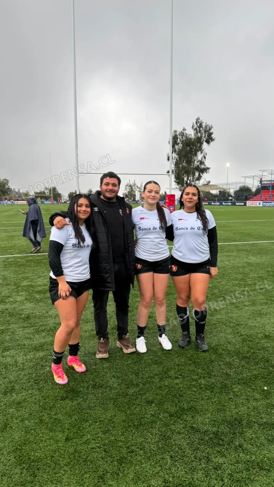 Tres jóvenes melipillanas llegan a la final de la Liga de rugby InterCEFAR