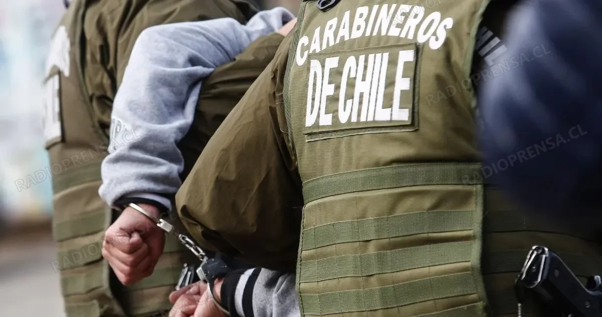 Colaboración de vecinos permite detener a sujeto que ingresó a robar a vivienda en Melipilla