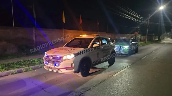 Tres detenidos tras robo a local comercial en Peñaflor