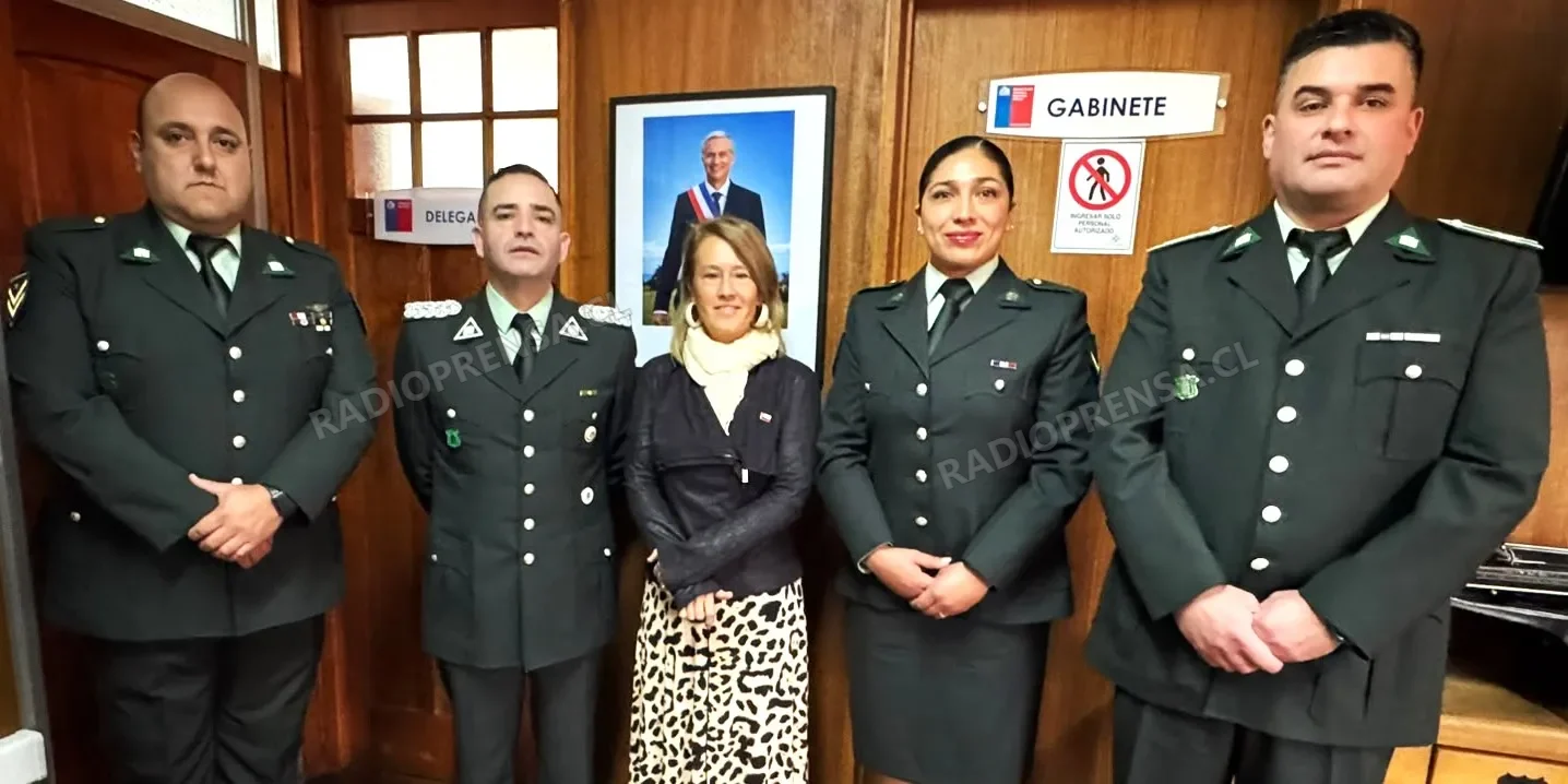 Delegada presidencial y nuevo alcaide del CDP de Talagante coordinan trabajo en reinserción social