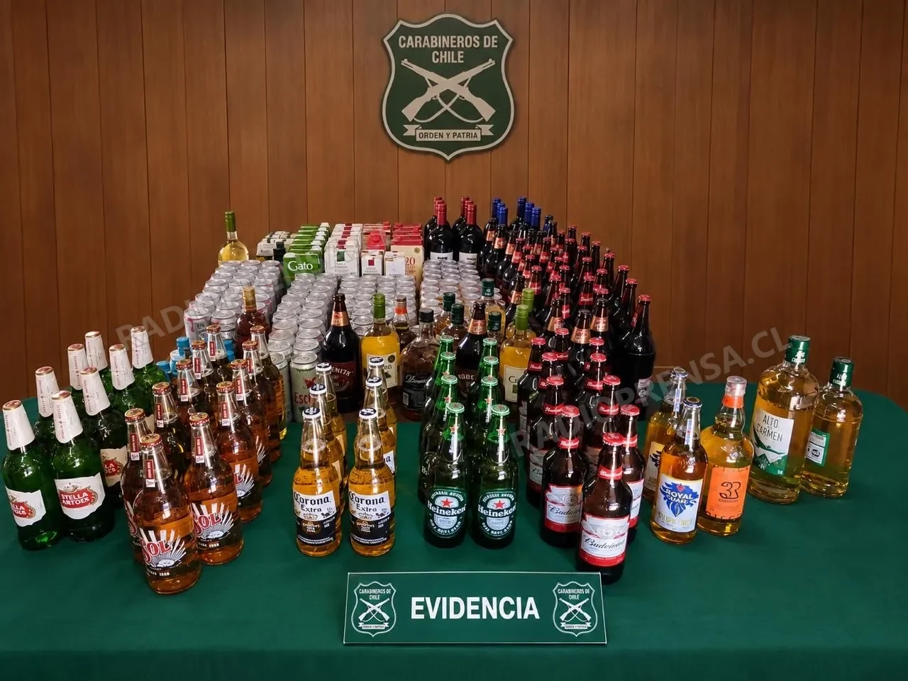 Carabineros decomisó bebidas alcohólicas que eran comercializadas clandestinamente en Padre Hurtado
