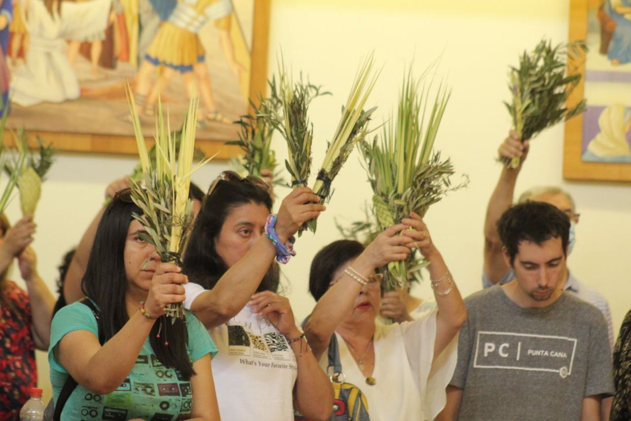 Melipilla prepara inicio de Semana Santa con bendición de ramos y celebraciones en distintos puntos de la comuna