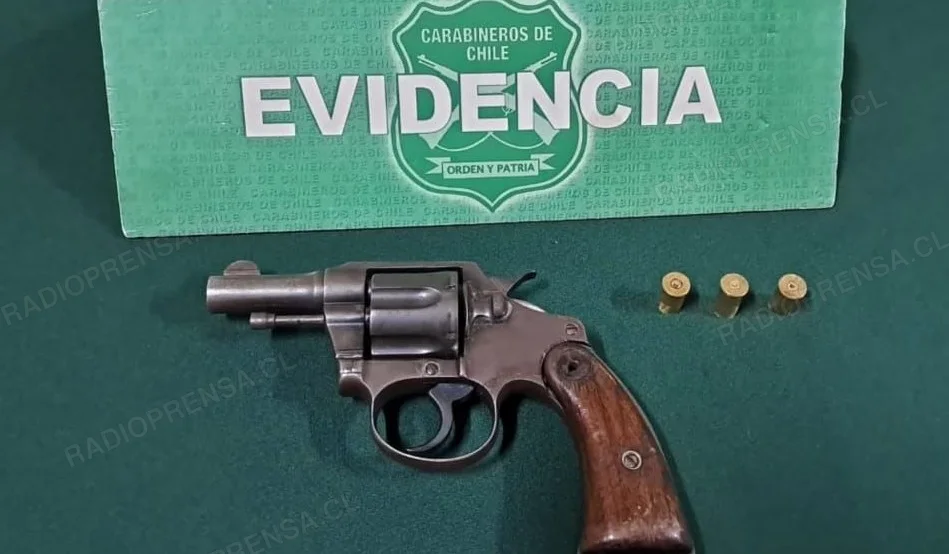Carabineros de El Paico detiene a sujeto con arma de fuego y municiones en Villa O’Higgins