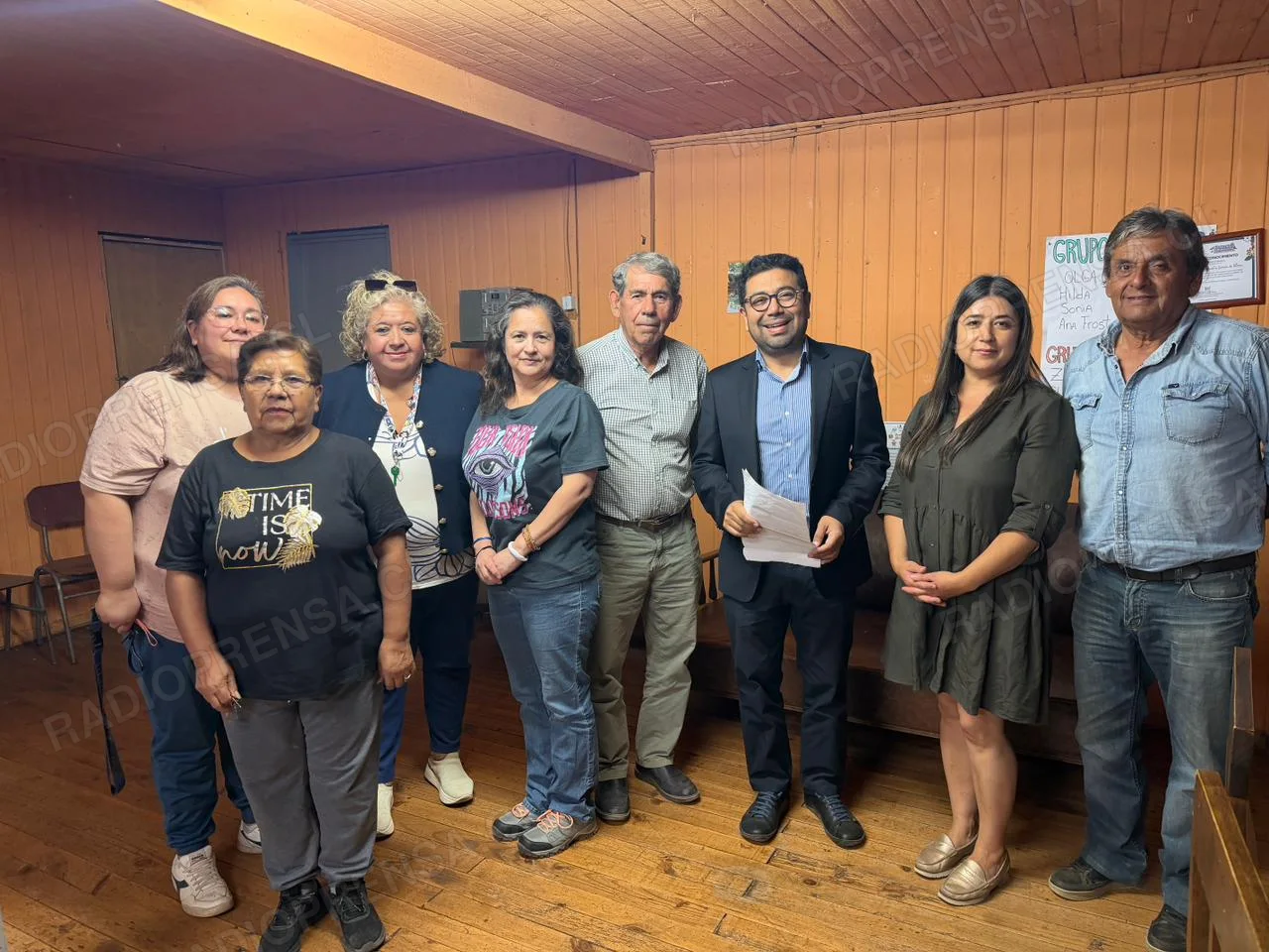 Consejero regional Javier Ramírez se reunió con vecinos de El Bajo