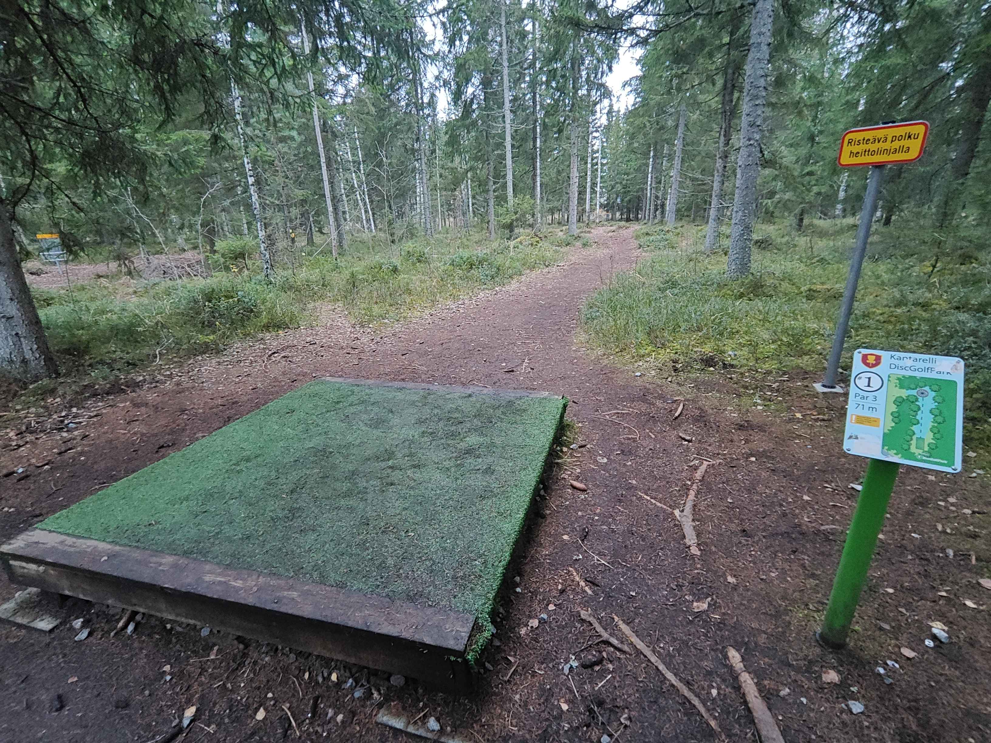 Kantarelli AM Disc Golf Park disc golf course in Lohja, Uusimaa