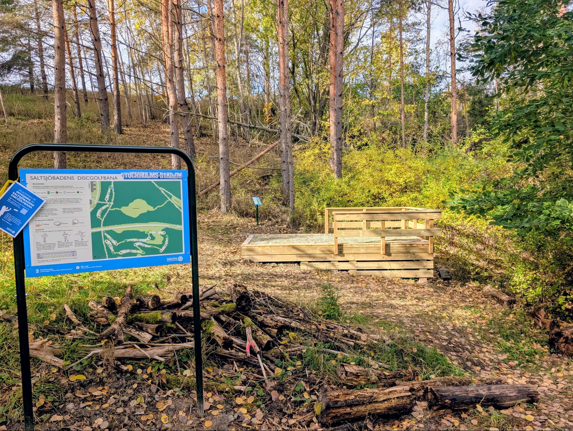 Saltsjöbadens Discgolfbana disc golf course in Saltsjöbaden, Stockholm