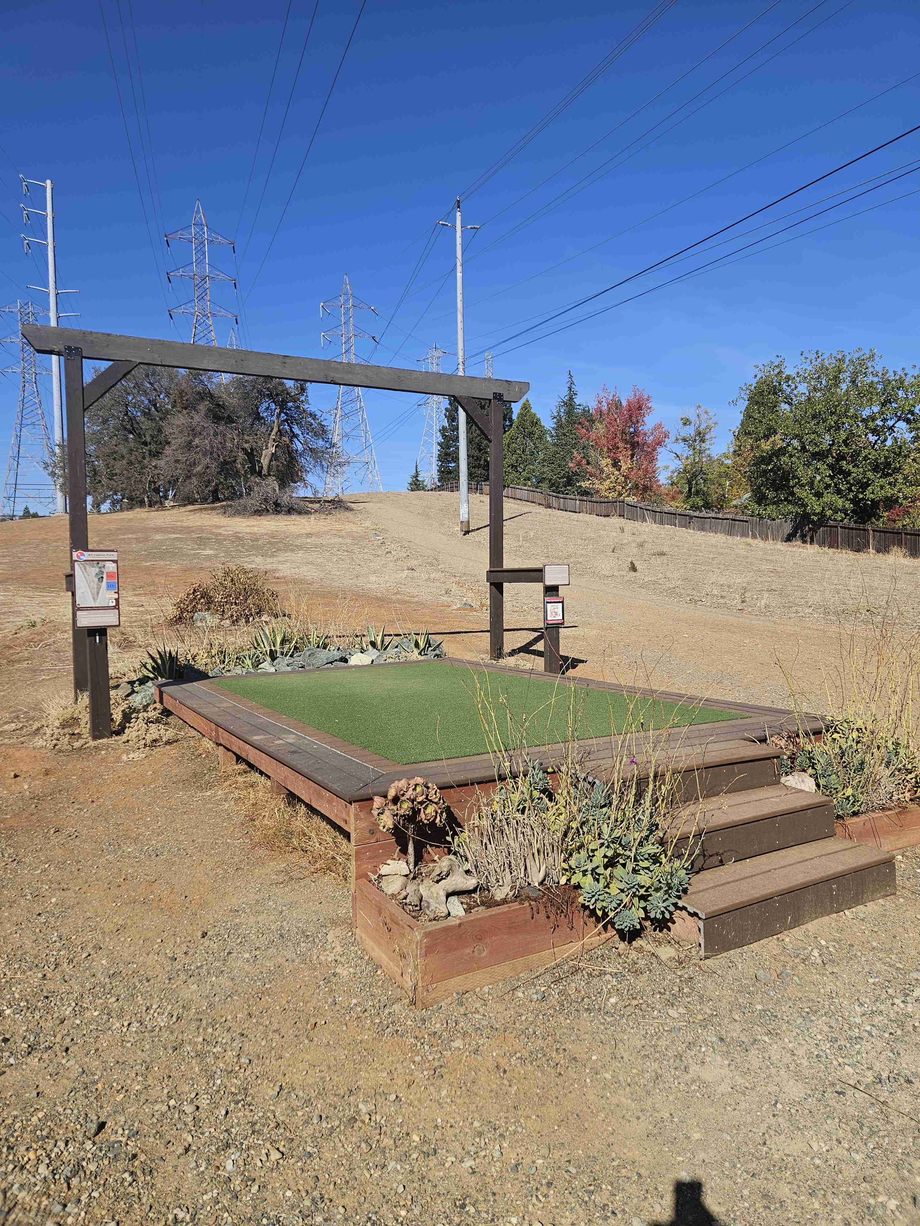 B.T. Collins Park disc golf course in Folsom, CA
