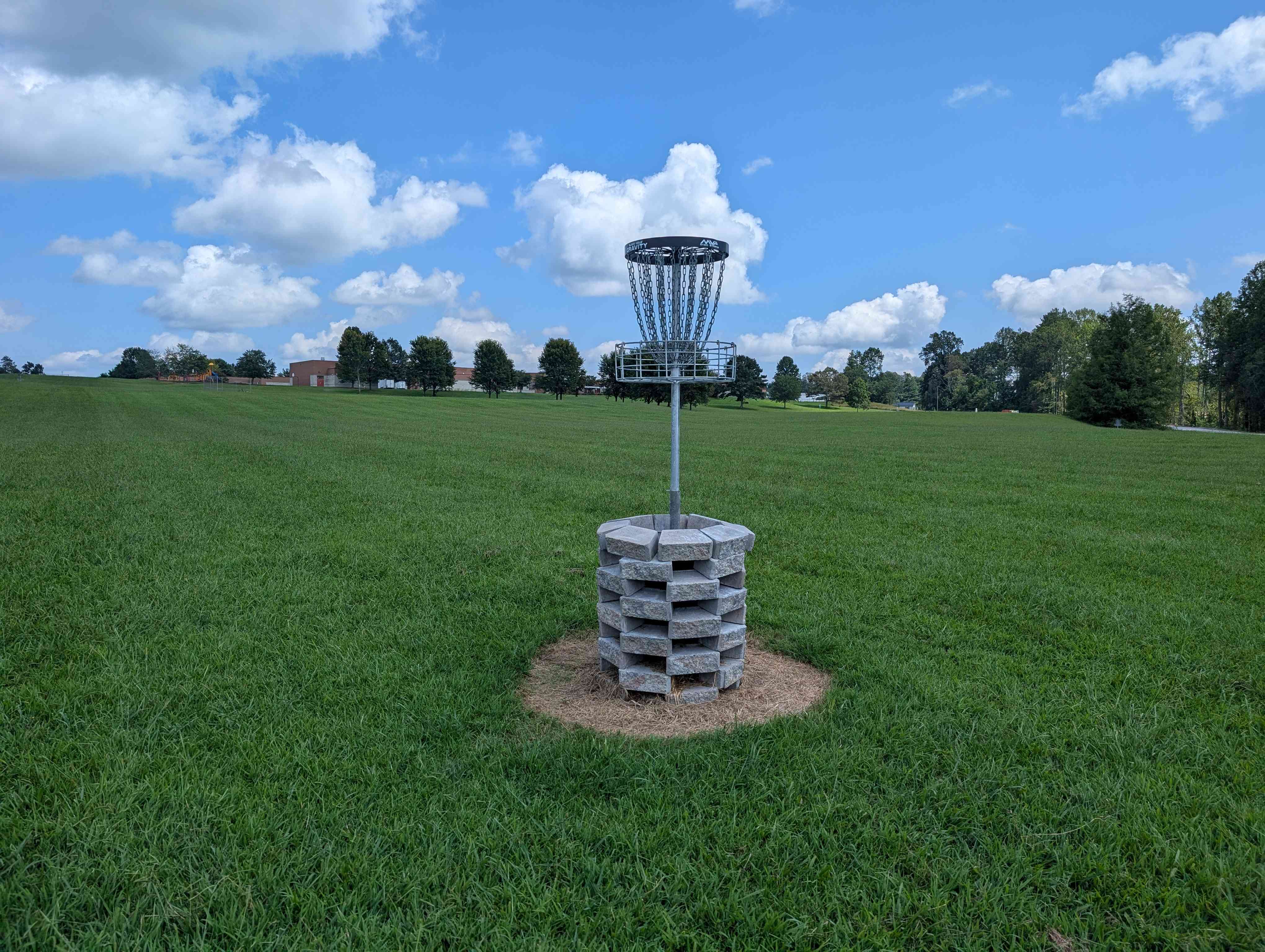 Upward Elementary School disc golf course in Flat Rock, NC