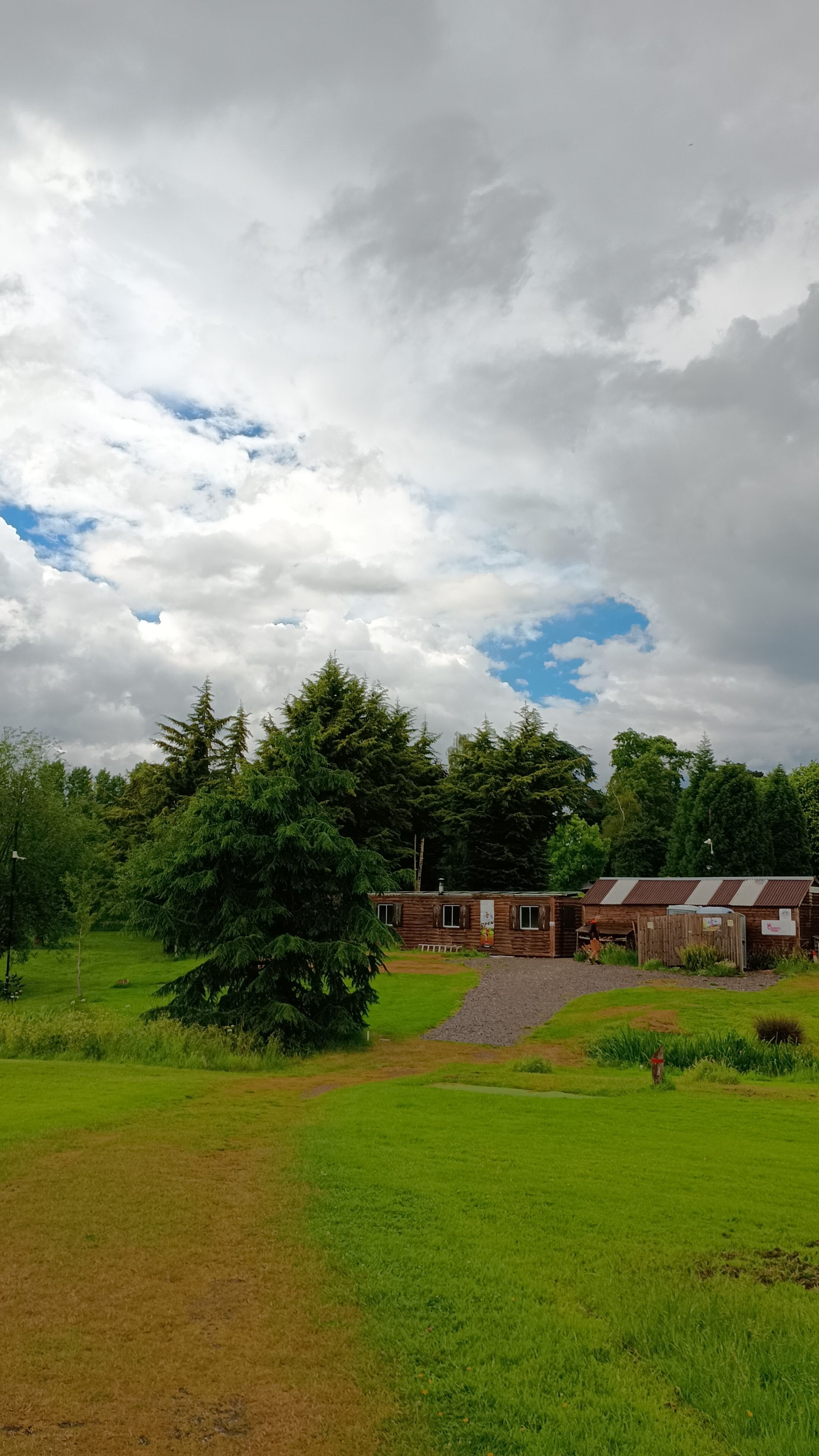 quarry park disc golfa disc golf course in Blackdown, England