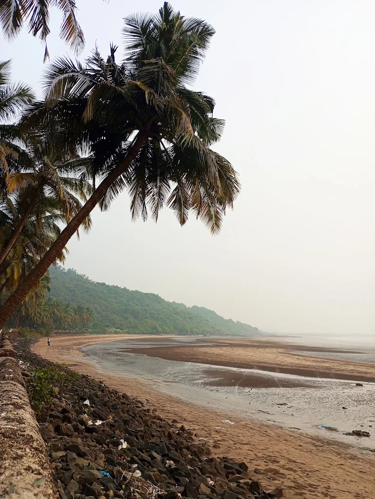Oscar Beach in Murud, Raigad