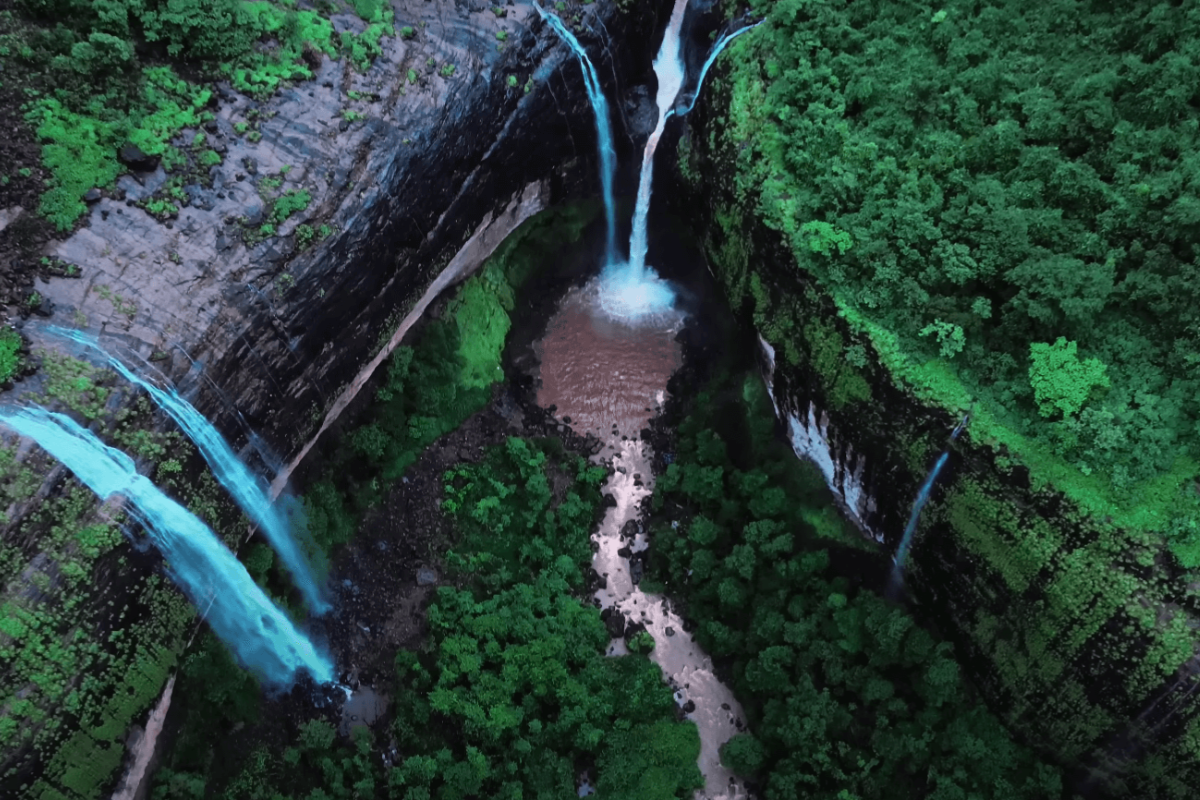 Devkund Waterfall in Mangaon, Raigad