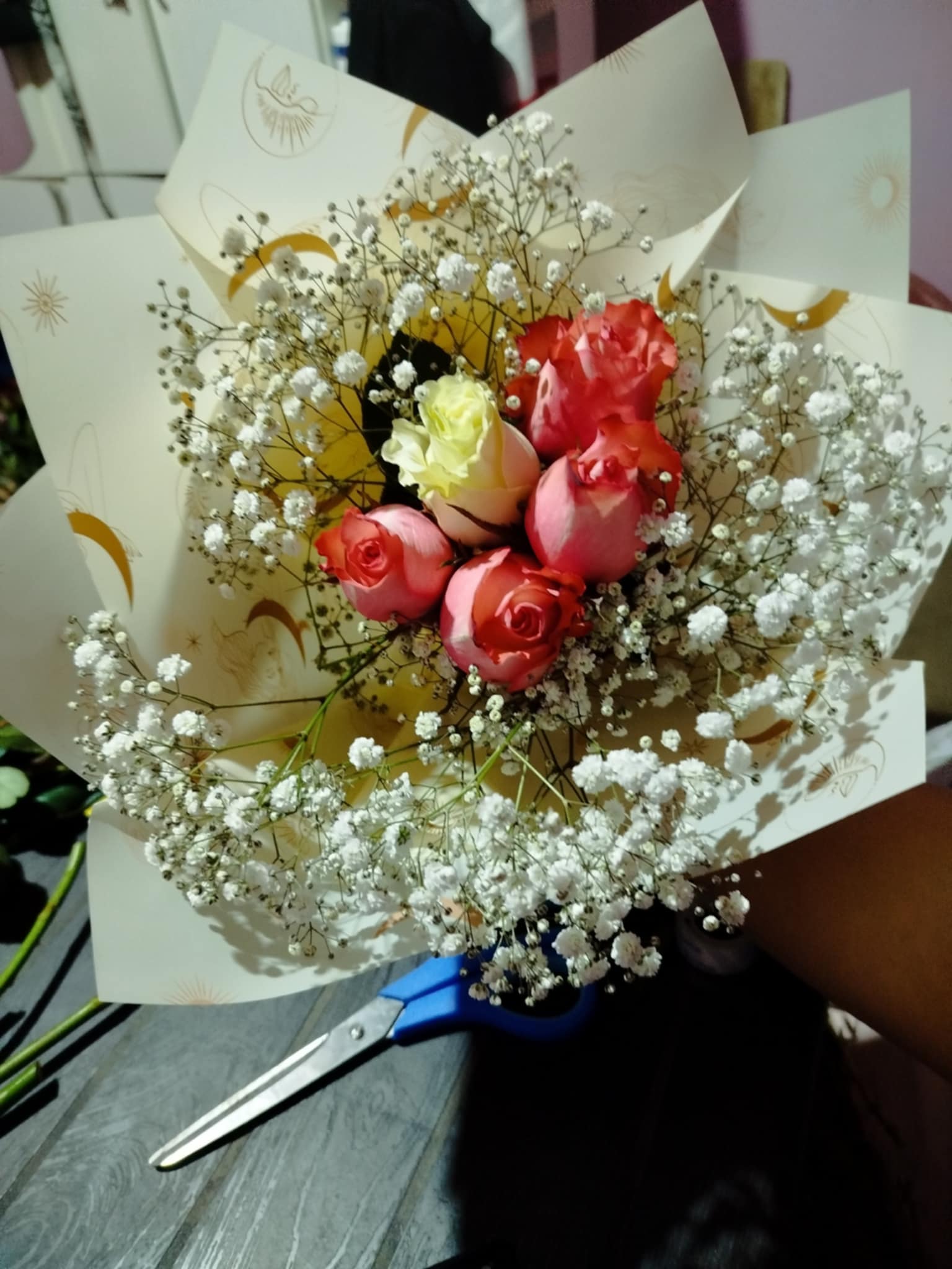 RAMO DE ROSAS X7🌹