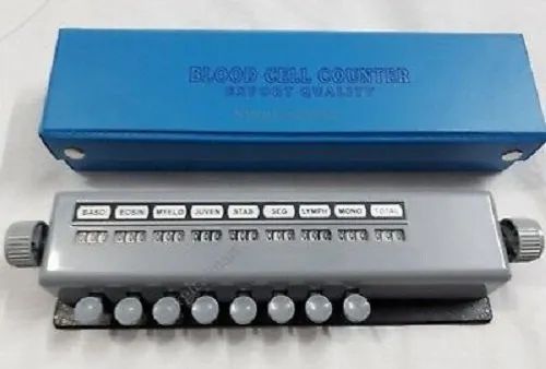 1 Horizontal Differential Cell Counter,8 Keys, Model Name/Number: APCO-261
