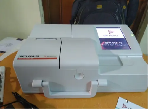 Semi Automatic OPTI Medical And Electrolyte Analyzers, OPTI CCA-TS, For Laboratory, User Input: Touch