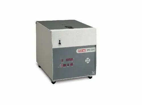 REMI PR-24 MICROPROCESSOR RESEARCH CENTRIFUGES