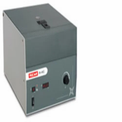BENCH TOP CENTRIFUGES