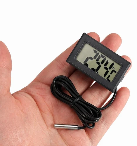 TPM 10 LCD Digital Thermometer, Temp Range: -50 to 70 C