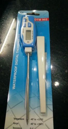 DTM-902 Digital Pen Type Thermometer, Temp Range: -50 to 300 C