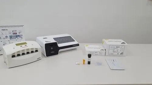 Boditech I Chroma II Portable Immunoassay Analyzer With I Chamber, For Laboratory, User Input: Touch
