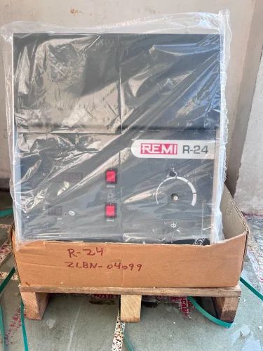 REMI R-24 Research Centrifuge