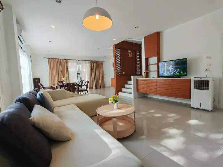 Urban Sathorn-Ratchaphruek