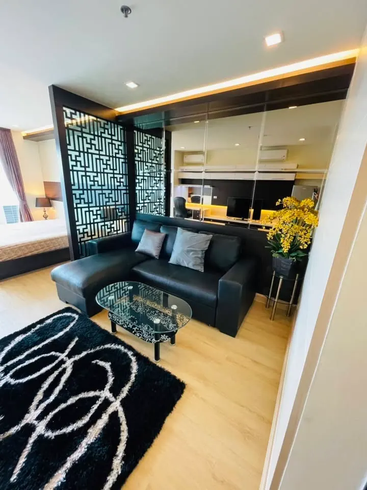Sky Walk Residences