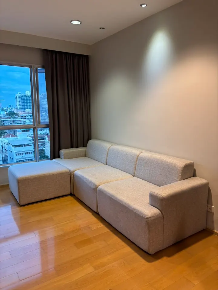 Hive Sathorn Condo