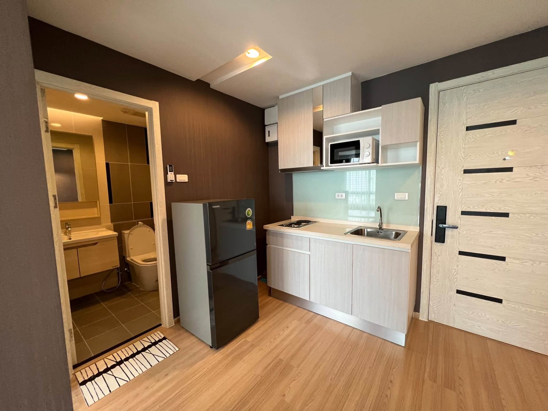 FOR RENT! Artemis Sukhumvit 77 13,000THB Full furnish!
