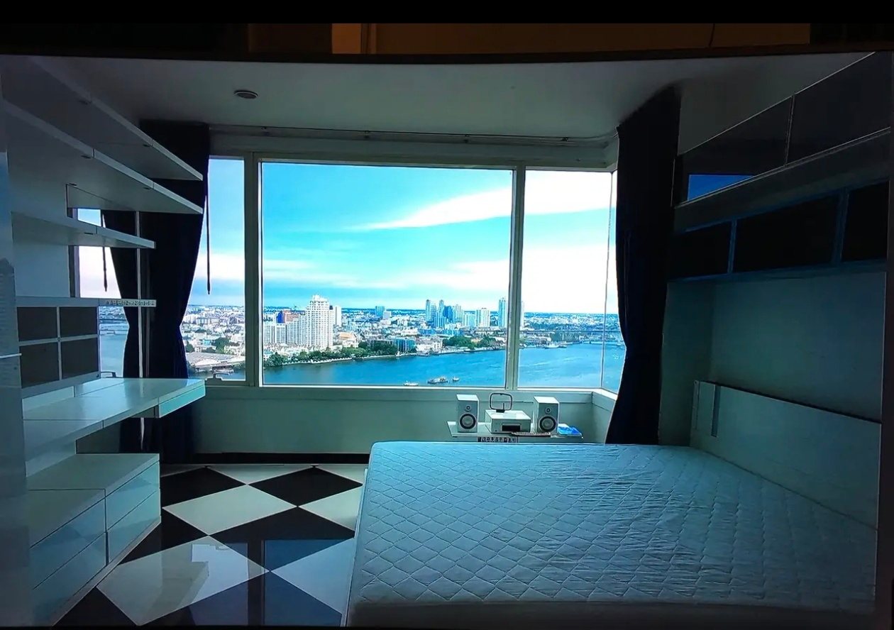 Watermark Chao Phraya River Condominium