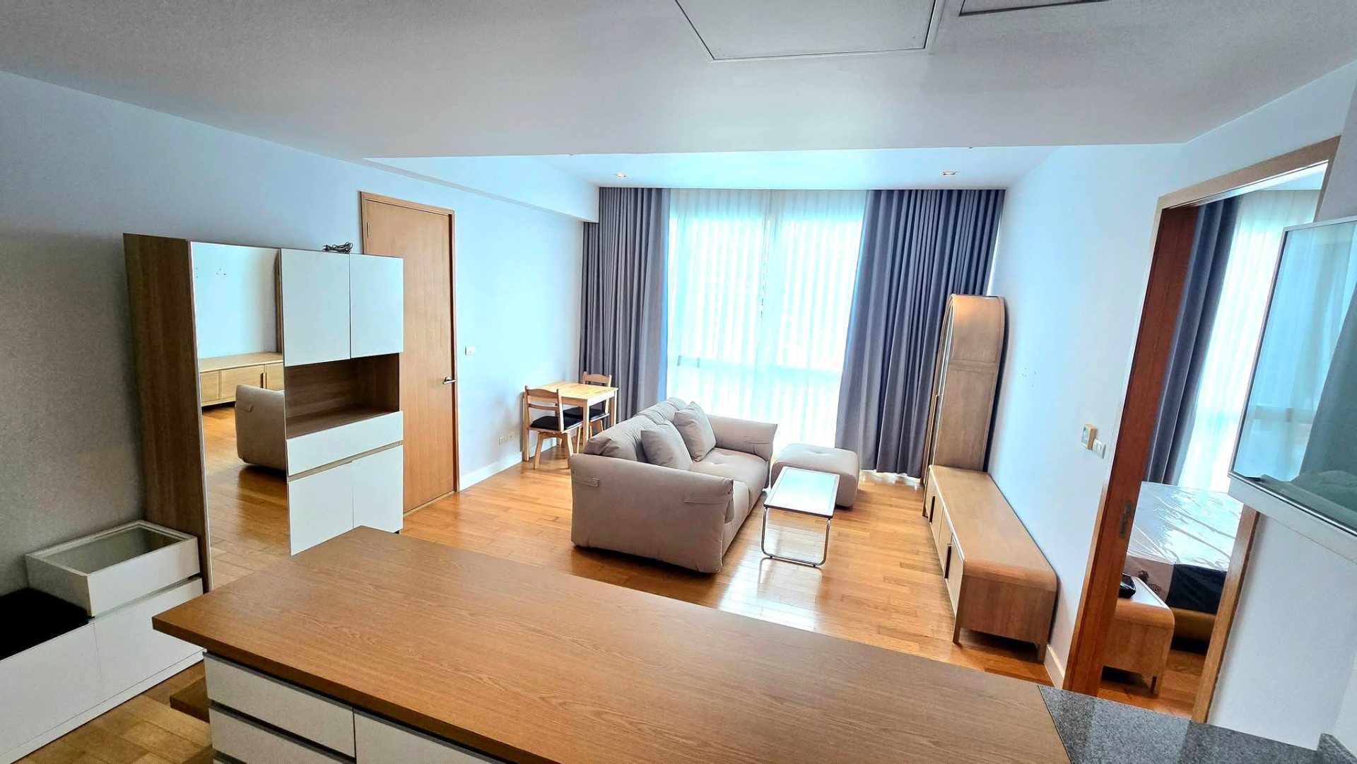 For Rent/ Millennium Residence