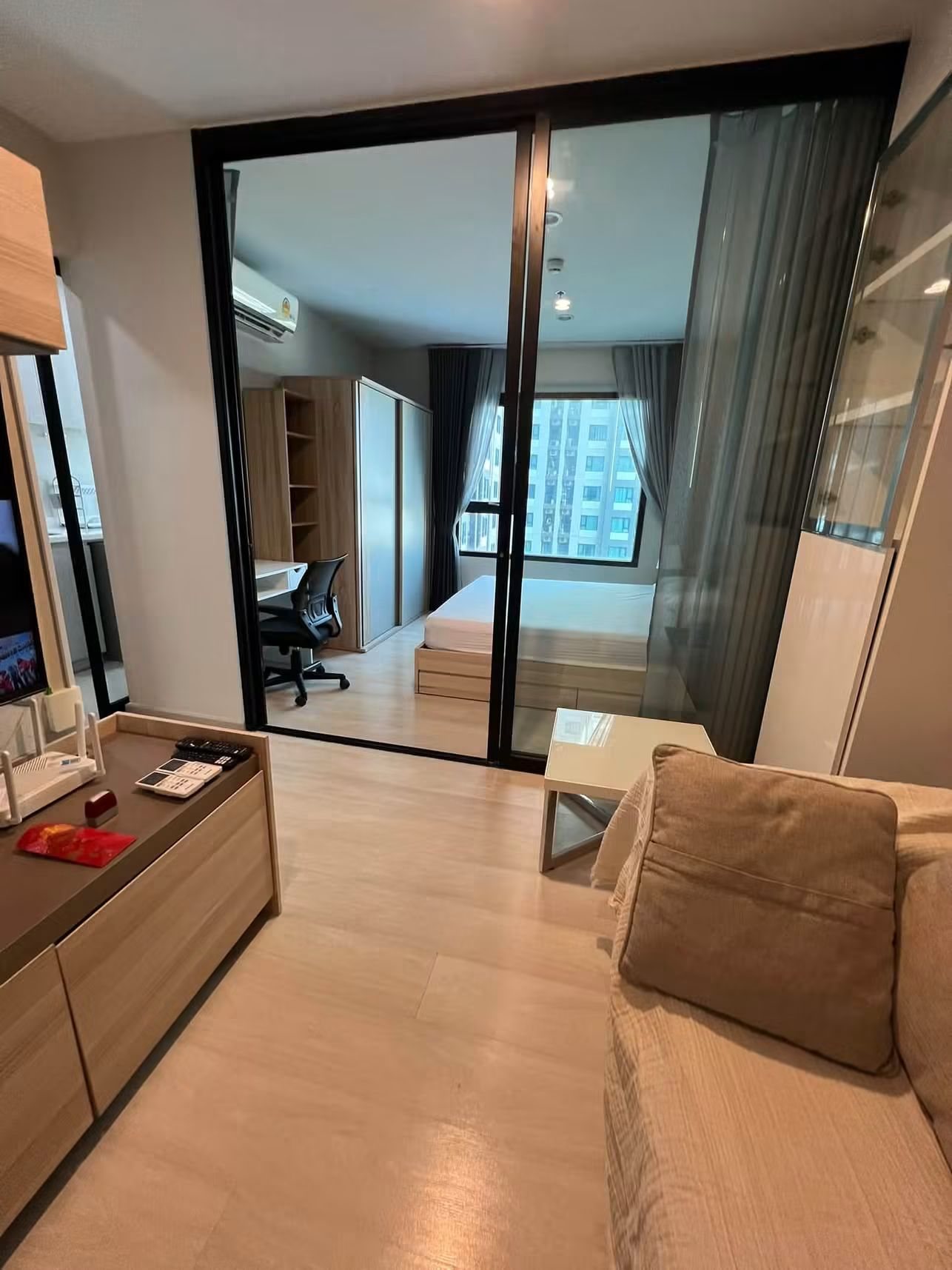 Life Asoke Condominium