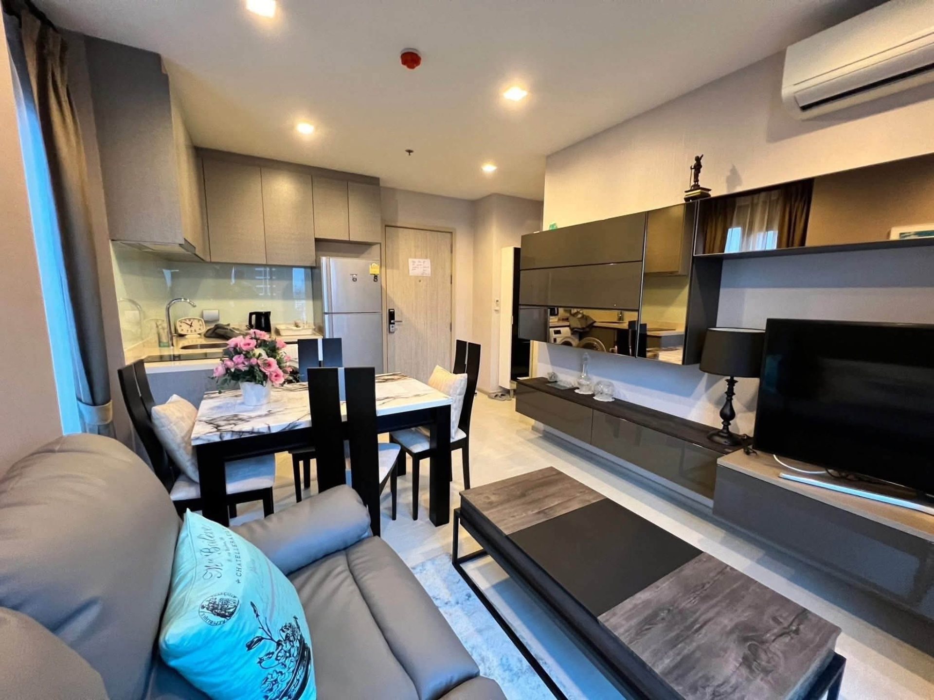 Furnished Corner Condominium at Rhythm Sukhumvit 36-38