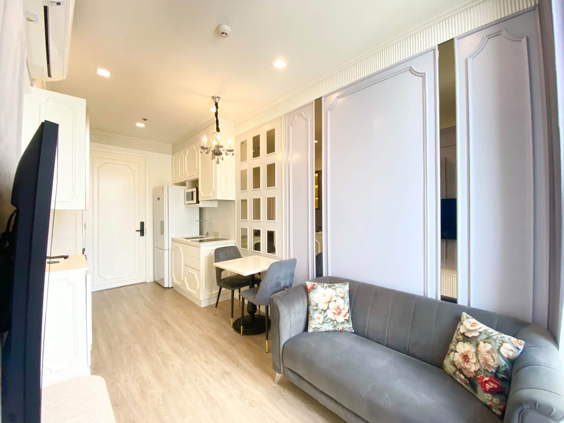 RENT I Noble state 39 (BTS พร้อมพงษ์ 450 เมตร)