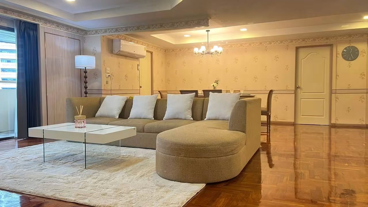 DH Grand Tower Sukhumvit 39