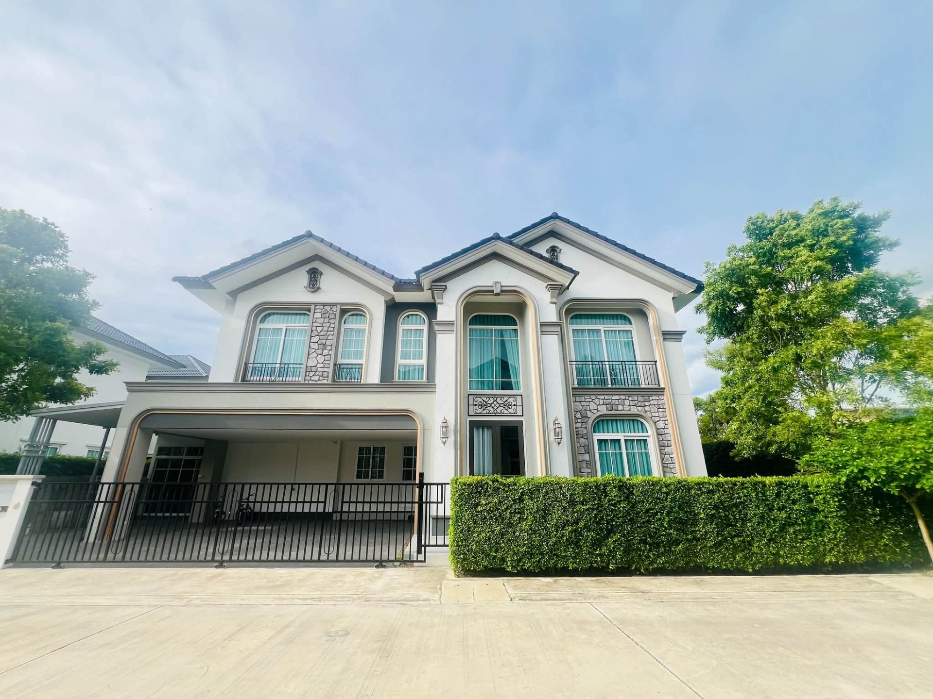 For Rent! GRANDIO BANGNA KM.5 Corner plan