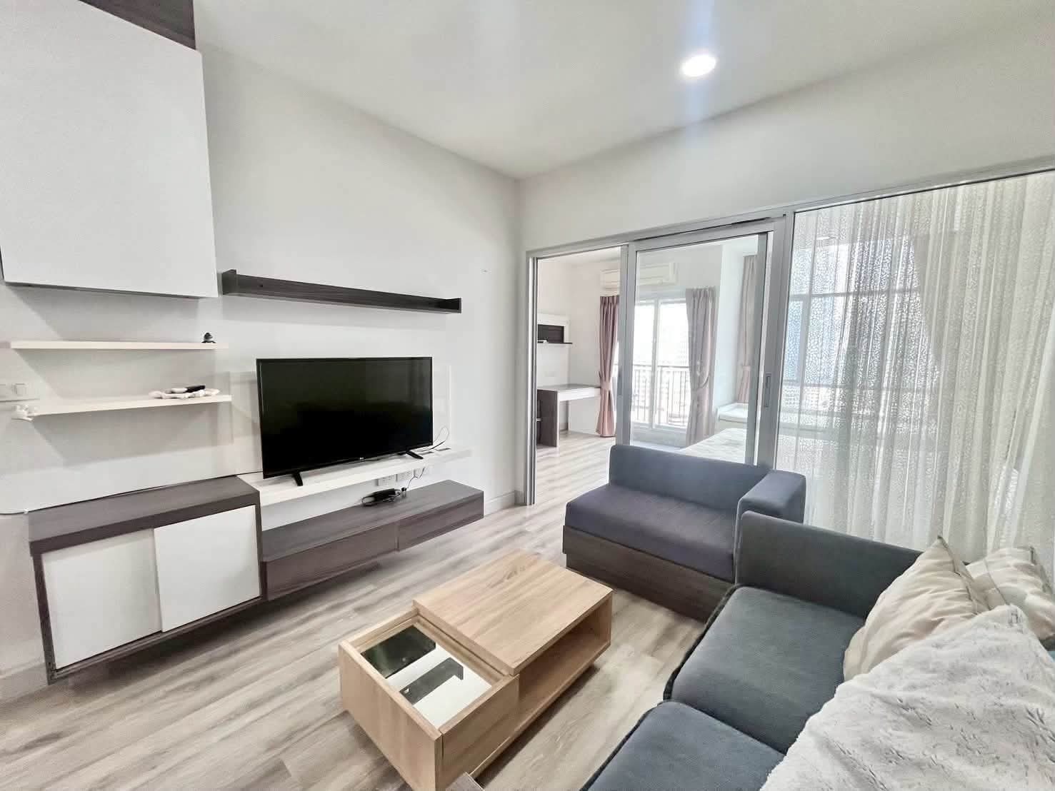 Blossom condo @ Sathorn
