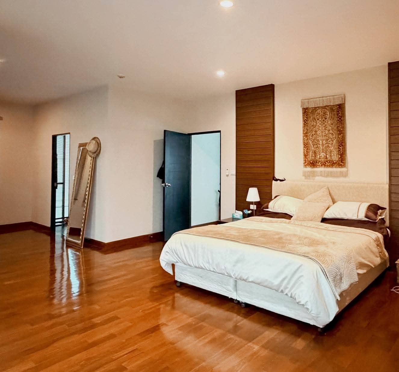 For Rent/Baan Sasida, unitC a duplex house