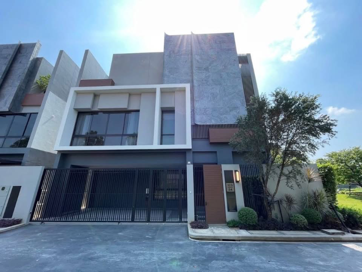 For Rent  Home BUGAAN Krungthep Kreetha