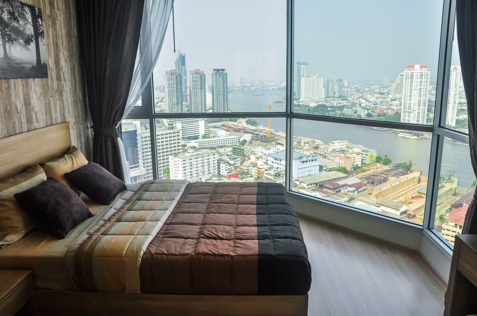 RHYTHM SATHORN