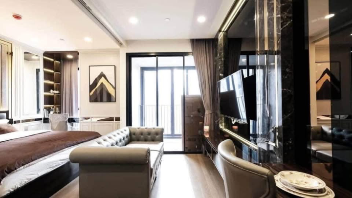 Ashton Chula-Silom