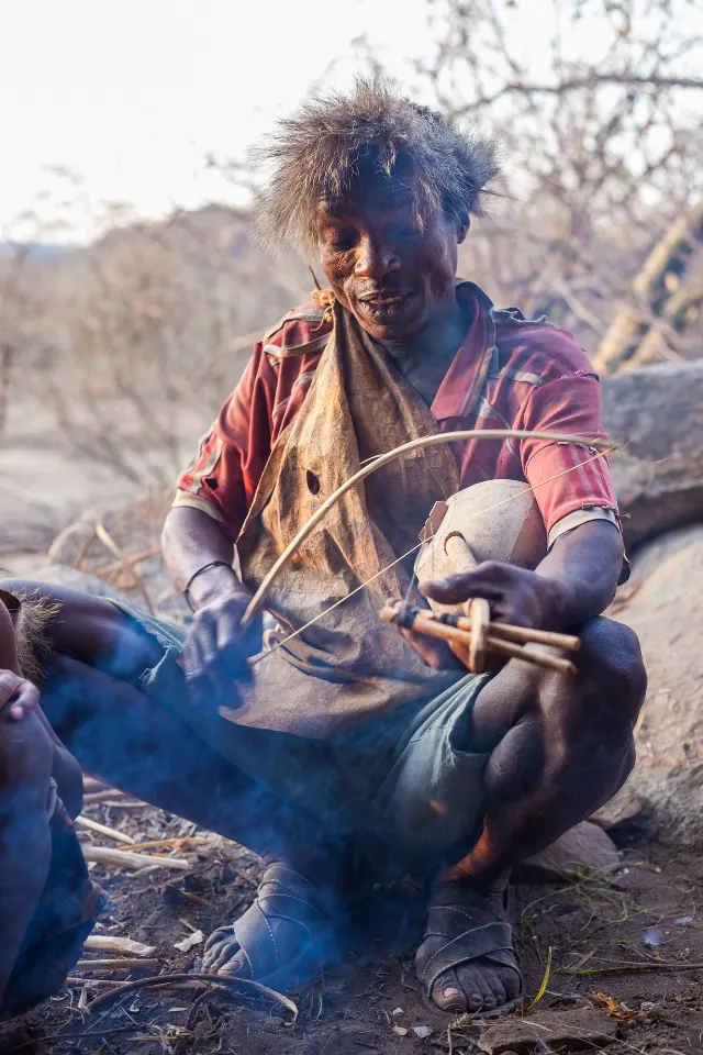 Tanzania. Hadzas, los colores de la tierra.