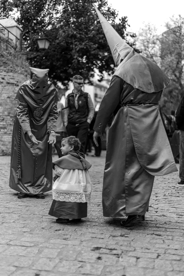 Semana Santa. Sevilla. Las miradas del amor II: