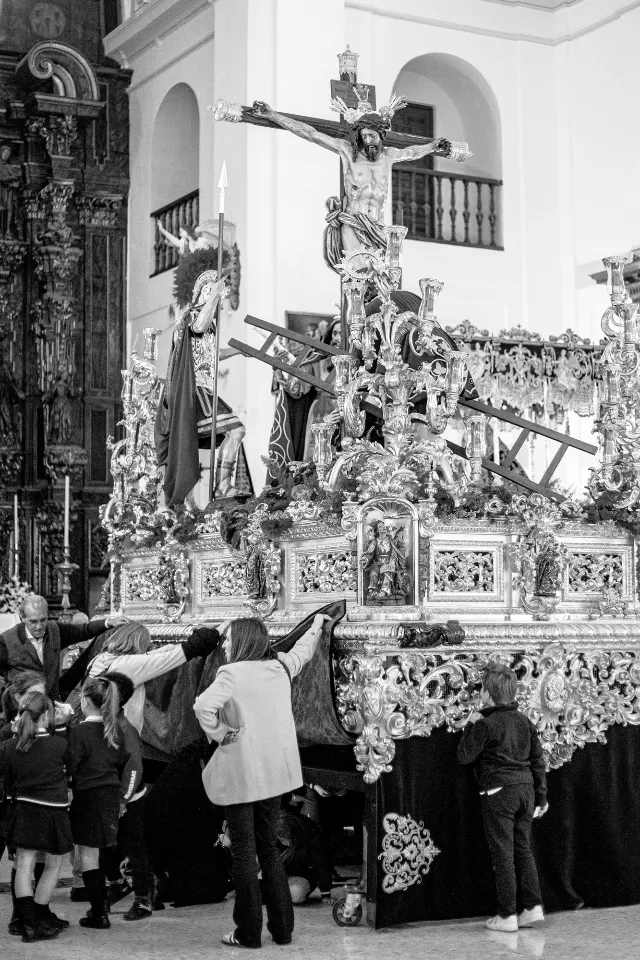 Semana Santa. Sevilla. Las miradas del amor II: