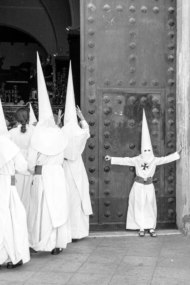 Semana Santa. Sevilla. Las miradas del amor II: