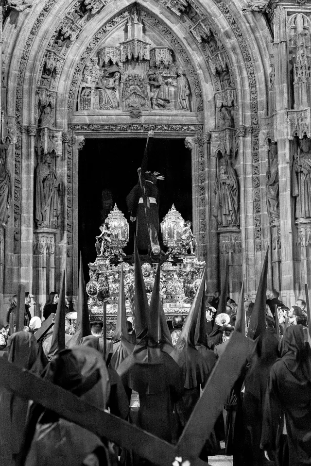 Semana Santa. Sevilla. Hermandades de Sevilla.