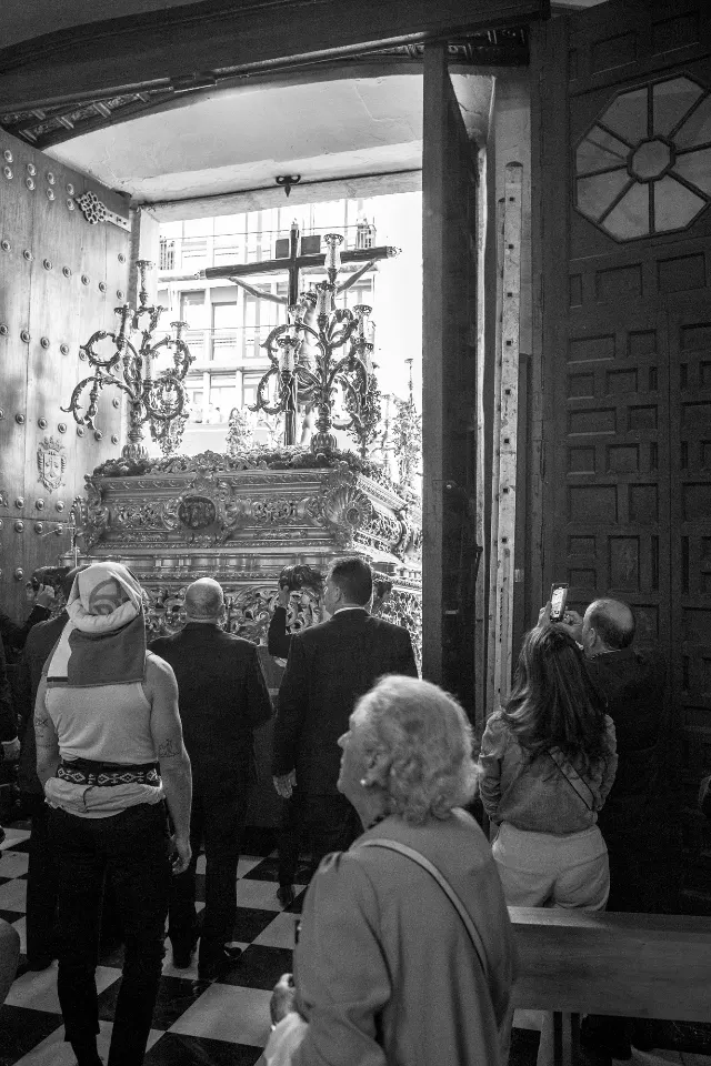 Semana Santa. Sevilla. Hermandades de Sevilla.