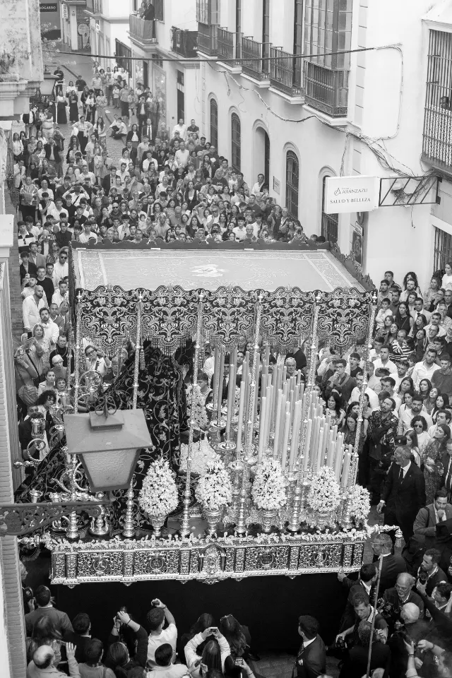Semana Santa. Sevilla. Hermandades de Sevilla.