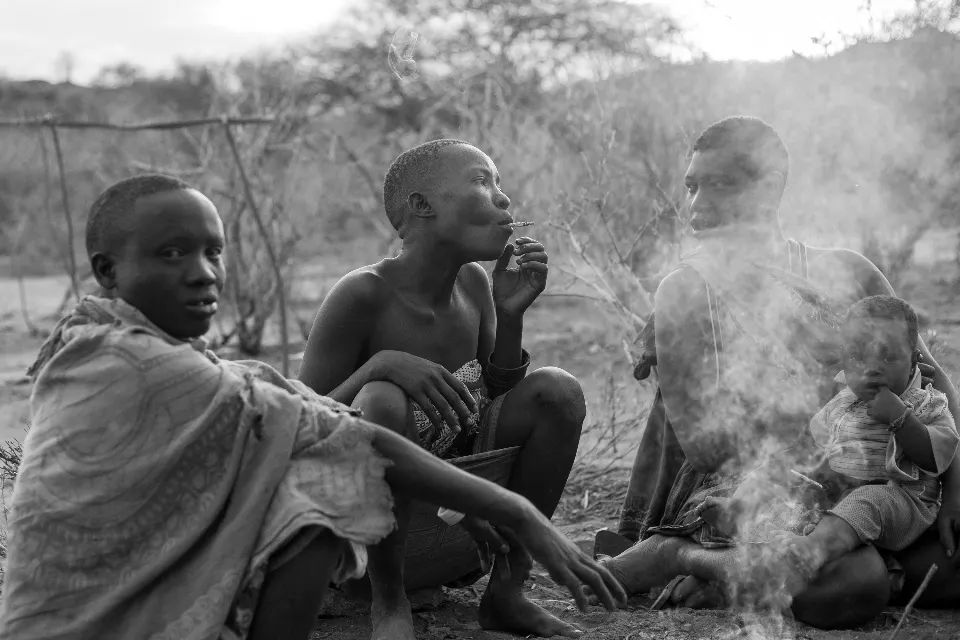Tanzania. Sinfonía de silencio. Hadzas.